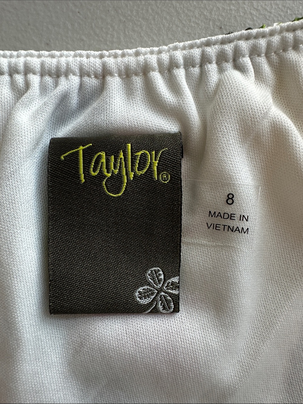 New Taylor White Floral Mini Dress with Multicolor Blooms Size 8 - Picture 9 of 12